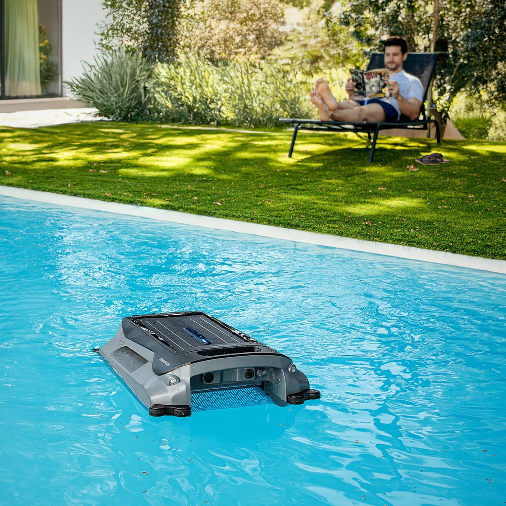 Cecotec Robô Limpador de Piscinas para Superfície e Linha de Flutuação Conga Pooldroid AquaSkater. Carregamento Solar, Autonomia de 16h, Cesto de 4,5L e Filtro de 187,5μm, Navegação com Sensores Ultrassónicos
