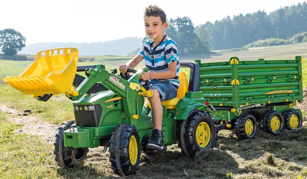 Rolly Toys 12/504/3 Rollymulti Trailer John Deere - Reboque de brinquedo de 3 eixos, Modelos/cores sortidos, 1 Unidade