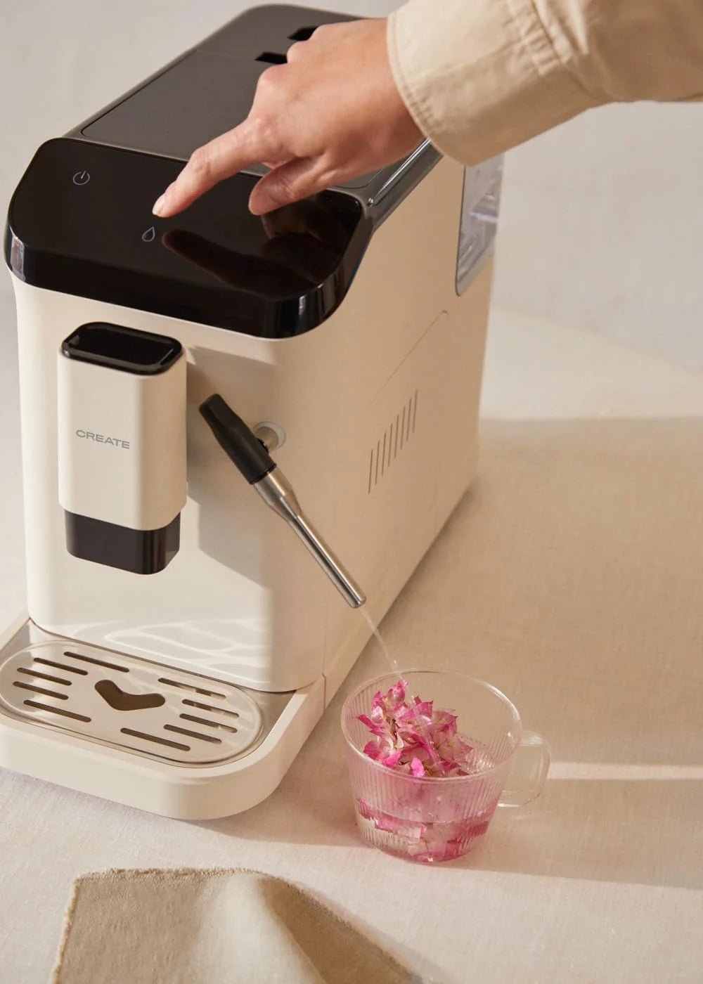 CRIAR / THERA MATIC TOUCH/Máquina de café superautomática branco sujo / 20 bar, tanque de 1,5l, recipiente para grãos de café de 180g, bico vaporizador, painel de controle tátil, função de autolimpeza, 1350W