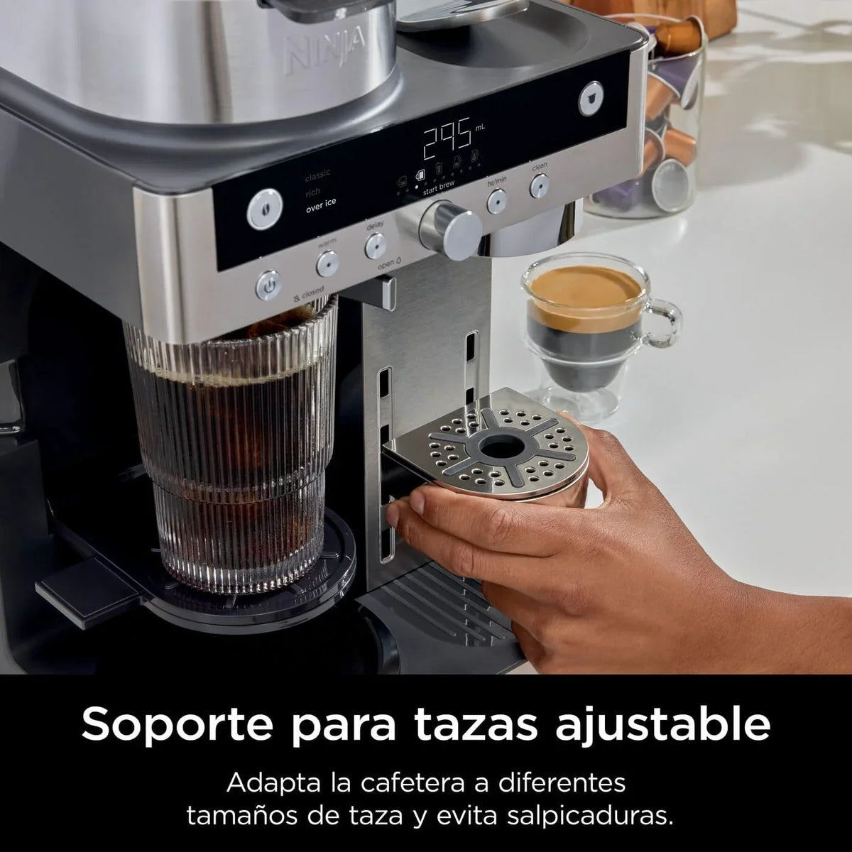 Cafeteira Ninja Prestige CFN802EU 2 em 1 para Café Moído e Cápsulas, com Moedor Embutido, Prepara Lattes, Iced Coffees e Flat Whites, Preta