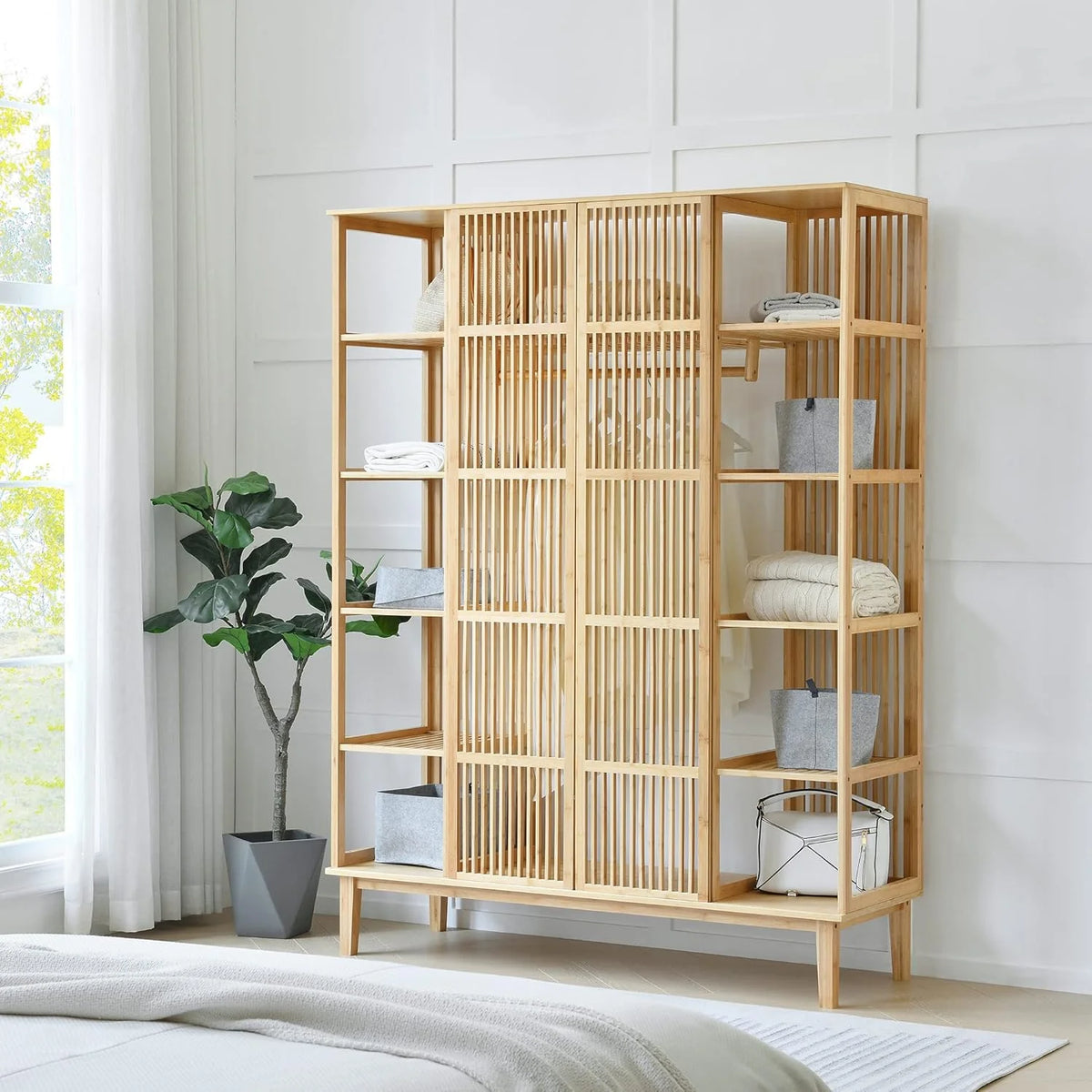 [en.casa] Guarda-Roupa com 2 Portas Deslizantes Roupeiro com 12 Prateleiras e 1 Varão de Bambu 185 x 140 x 45 cm Natural