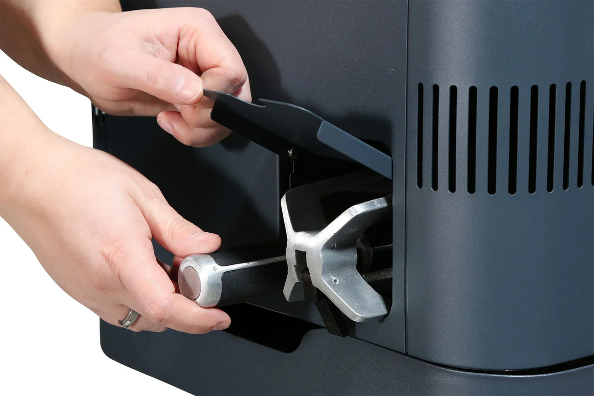 Churrasqueira a Carvão com Ignição Elétrica de 2026 – Ignição Rápida Fast Flame™ de 1400 W – Inclui Espeto Giratório (15 kg) e Suporte