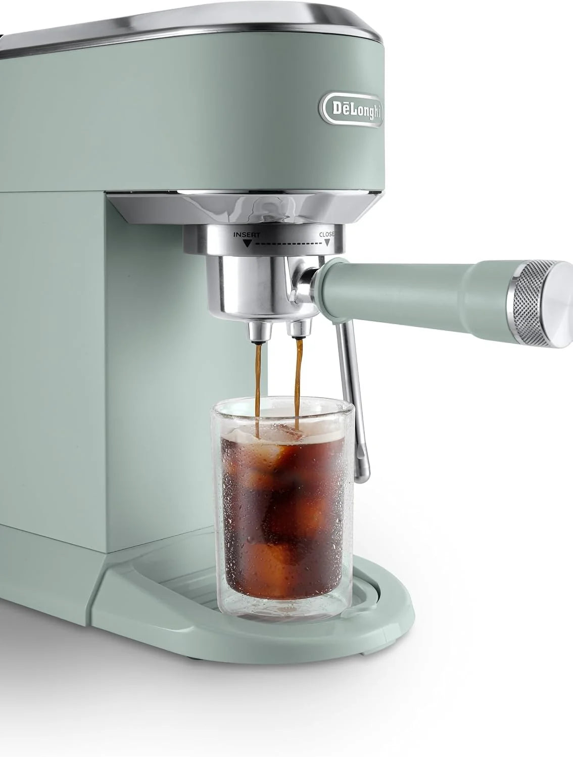 De'Longhi Dedica – Cafeteira Espresso Bomba de Aço Inoxidável para Café Moído ou Saches, Espresso e Cappuccino, Reservatório de 1.3 Litros, Sistema Anti-gotejamento, Modelo EC685.M, Cor Metal