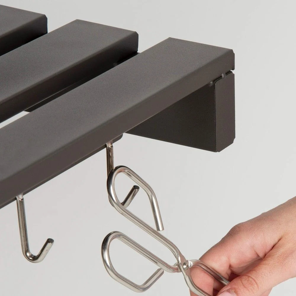 Churrasqueira Portátil a Carvão com Defumador 102x65x104 Cm - Aço. Preto
