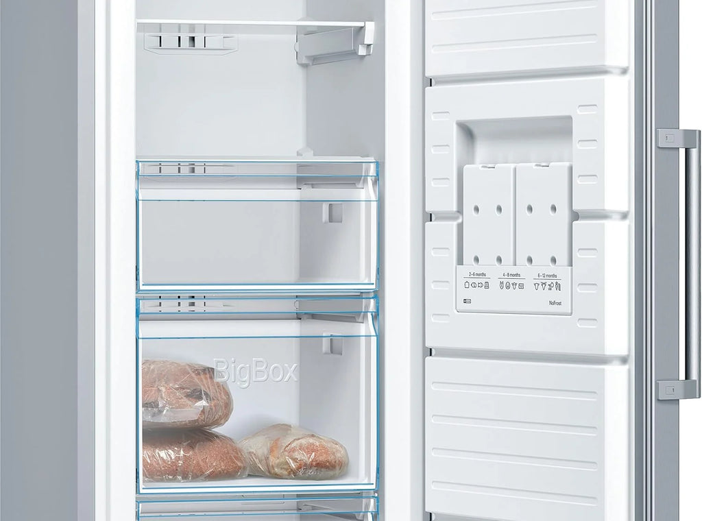 Bosch - Congelador Vertical NoFrost, Série 4, altura 186 x largura 60 cm, 242 L, Gavetas BigBox para alimentos grandes, Sistema MultiAirflow, Aço, GSN29VIEP