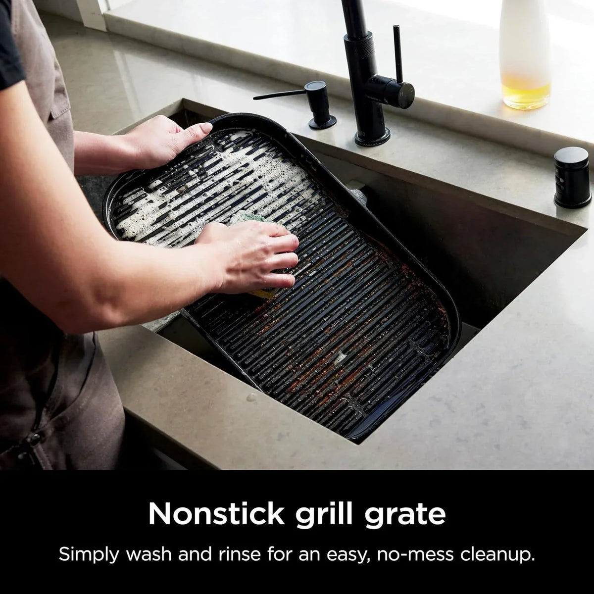 2026 Grelhador e defumador externo Ninja Woodfire Pro XL, termômetro, grelhador principal 4 em 1, churrasqueira defumadora, fritadeira de ar externa, forno, portátil, grelhador elétrico, cinza escuro, modelo OG850