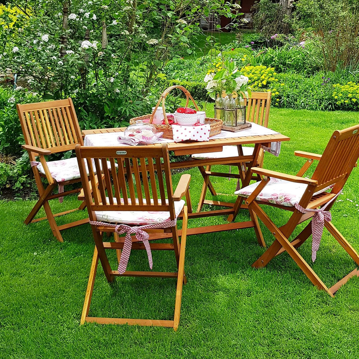 CASARIA® Conjunto de Mesa e 4 Cadeiras para Jardim Externo FSC® Madeira de Acácia Conjunto de Jantar Varanda Terraço Pátio 5 Peças Mesa Dobrável Assentos Braços Durável Resistente às Intempéries 120 x 70 cm