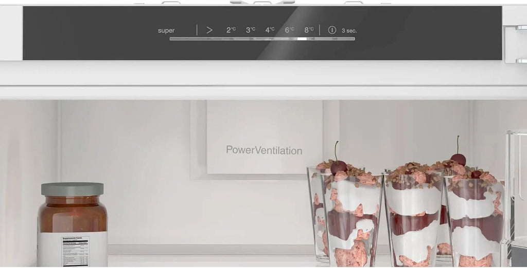 BOSCH Geladeira Cooler KIR81ADD0 Classe D 1,775mX55.8cm Integrável Branco