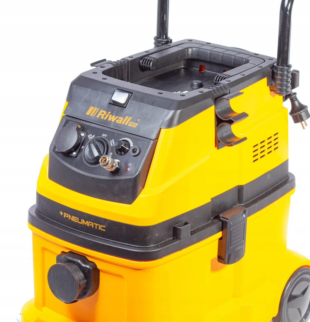 Aspirador Industrial Riwall dr Gnot SEM PÓ, SACUDIDOR AUTOMÁTICO + PNEU