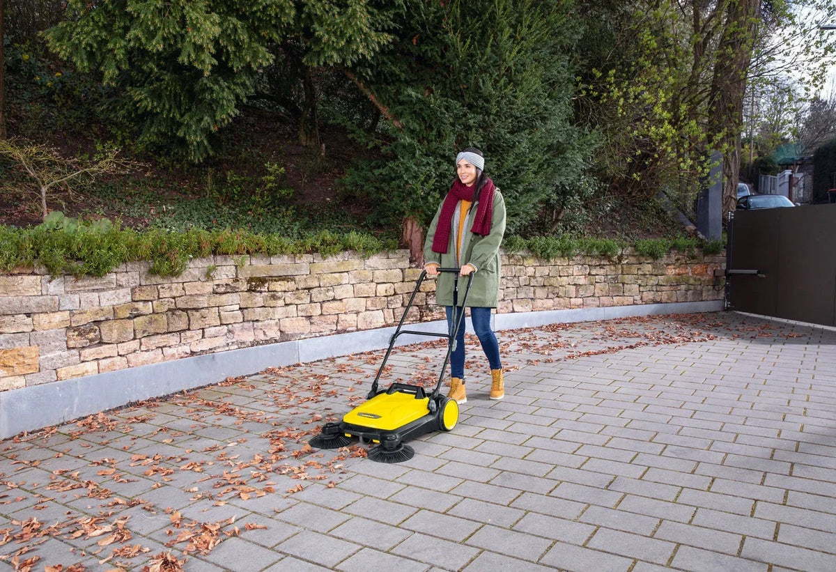 KARCHER S 4 TWIN VARREDORA MANUAL DE FOLHAS PARA PAVIMENTO 2 ESCOVAS