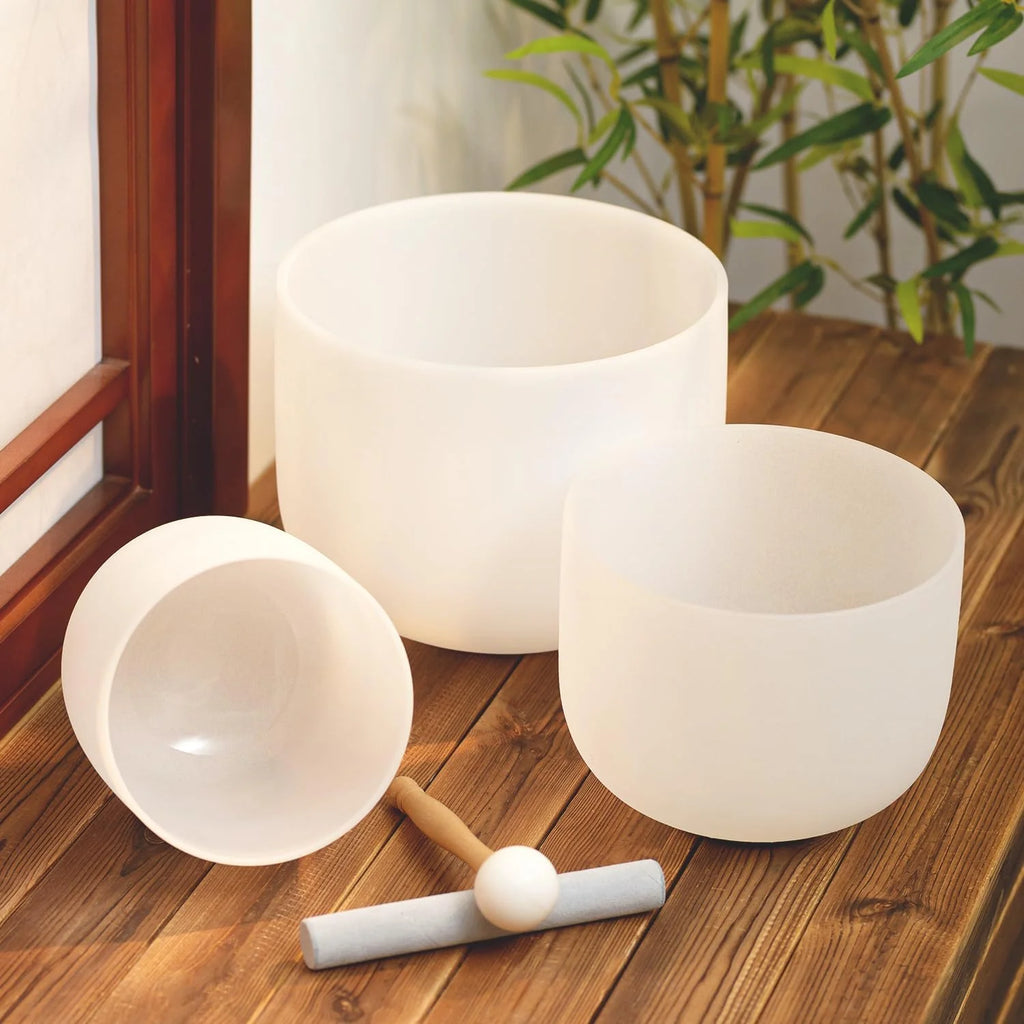 Hye-eun - Conjunto de 3 tigelas de cristal de quartzo com 15,2 cm, 20,3 cm e 25,4 cm, 432 Hz, para meditação, ioga, com estojo de transporte e terapia de equilíbrio