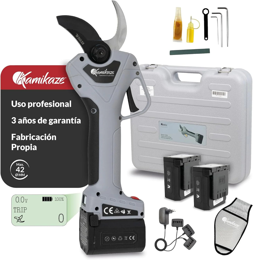 KAMIKAZE KV390 Tesoura de Poda Elétrica Profissional com Bateria de Lítio 21,6V, Ø35mm de Corte, 2 Baterias e Carregador Triplo, Ecrã Inteligente, Kit de Manutenção e Mala de Transporte