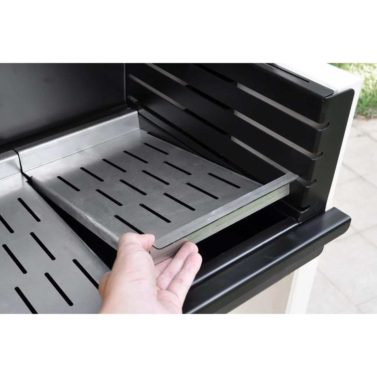 Churrasqueira de Concreto Venit Flex Carbono e Lenha