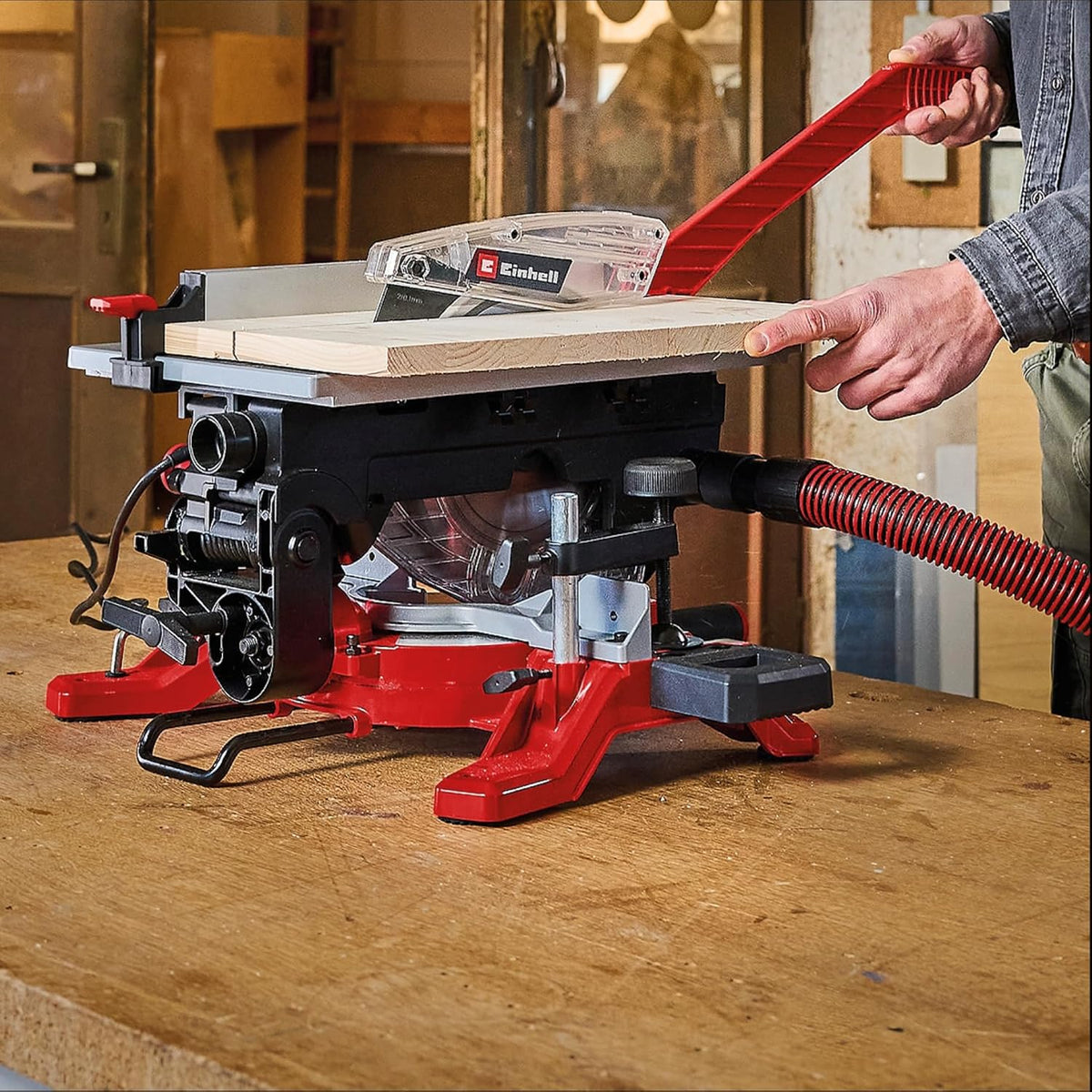 Serra Esquadria e de Mesa Einhell TE-MS 216 T (1500W, lâmina de serra Ø216mm, largura de corte 120mm, profundidade 55mm, inclui laser de linha de corte, função de serra circular de mesa)