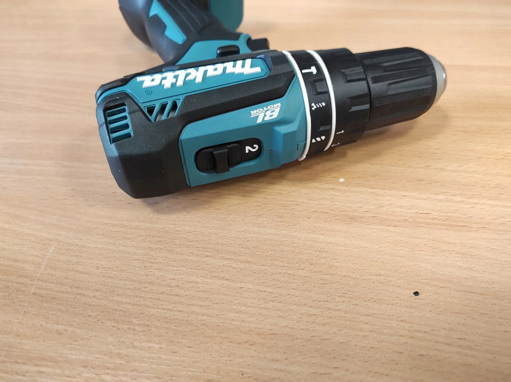 Duas parafusadeiras Makita DDF485Z 18V 50 Nm 3x5.0Ah + carregador