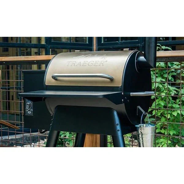 Prateleira Frontal Dobrável Para Churrasqueiras Traeger – Pro 575/Ironwood 650