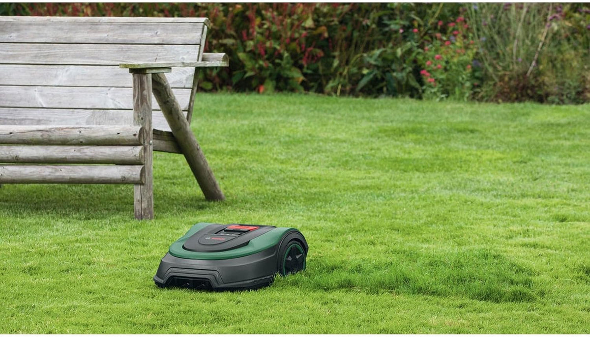 Bosch Robot cortador de grama Indego S+ 500 (com bateria 18V e função de aplicativo, base de carregamento incluída, largura de corte 19 cm, para áreas de gramado de até 500 m² e em caixa de papelão)