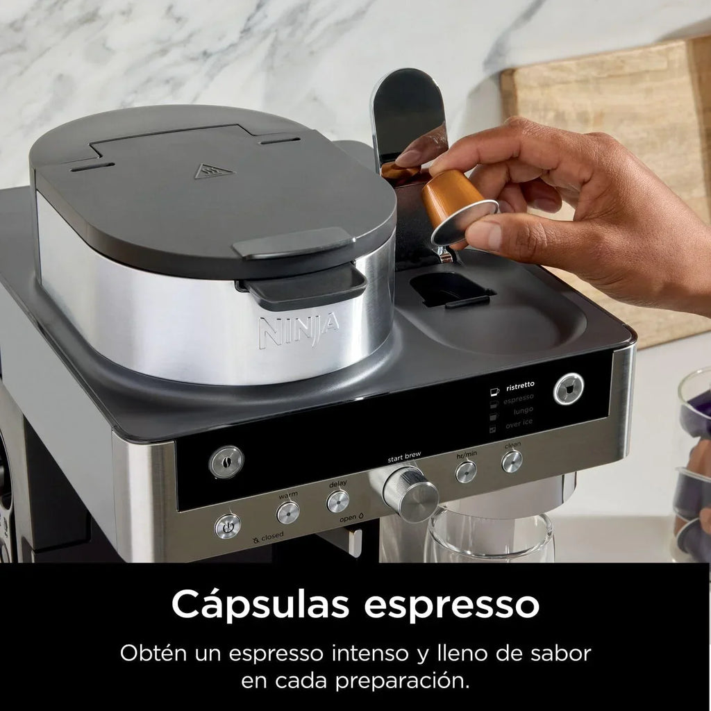 Cafeteira Ninja Prestige CFN802EU 2 em 1 para Café Moído e Cápsulas, com Moedor Embutido, Prepara Lattes, Iced Coffees e Flat Whites, Preta