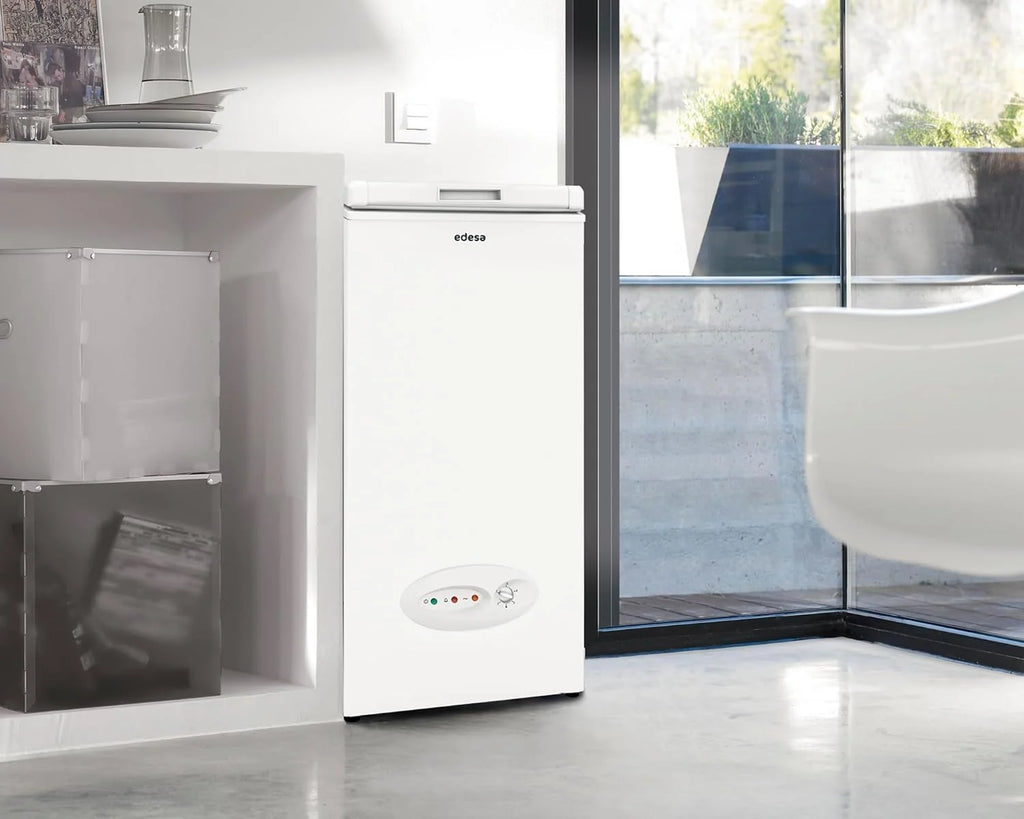 Edesa Congelador Horizontal EZH-0611, Altura 0.84 m, Termostato Ajustável, Fácil Limpeza, Alarme Integrado, Baixo Nível de Ruído, Grande Capacidade 59 l, Potência 60W, Cor Branco