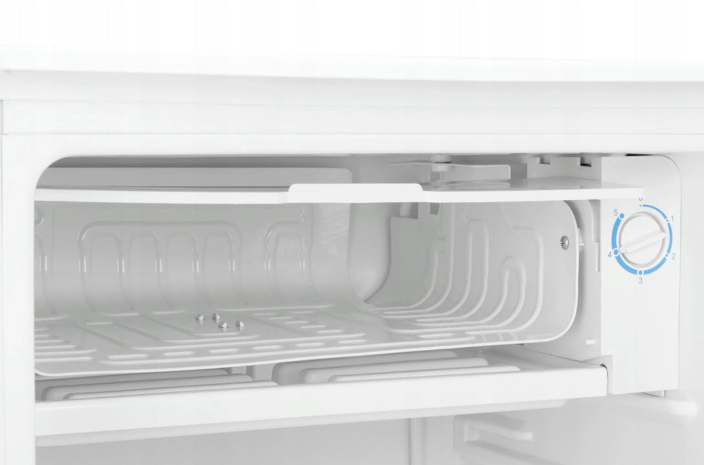 Frigobar pequeno mini freezer refrigerador para hotel escritório LUZ 91l. 83cm