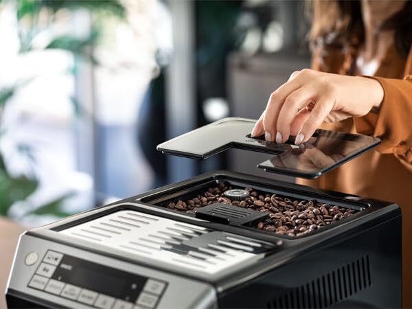 De'Longhi ECAM 44.666.B ELETTA Cappuccino, ECAM44.660.B, preto de alto brilho