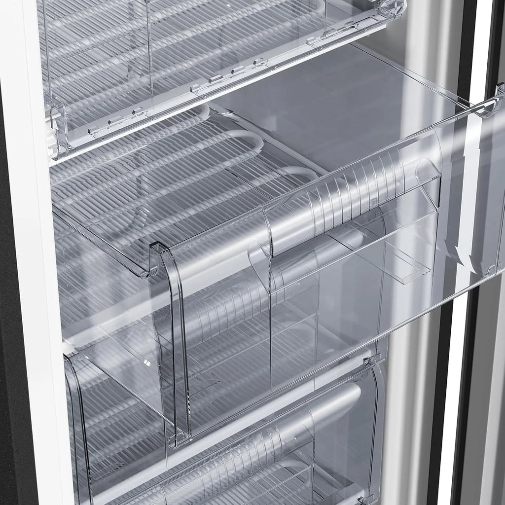 Freezer vertical CHiQ, 145L de capacidade, congelamento rápido, termostato ajustável, silencioso, porta reversível, preto, classificação energética E